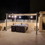 Апартаменты Luxury Rooftop