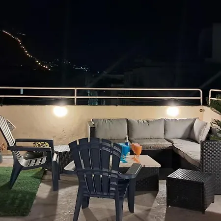 Luxury Rooftop *