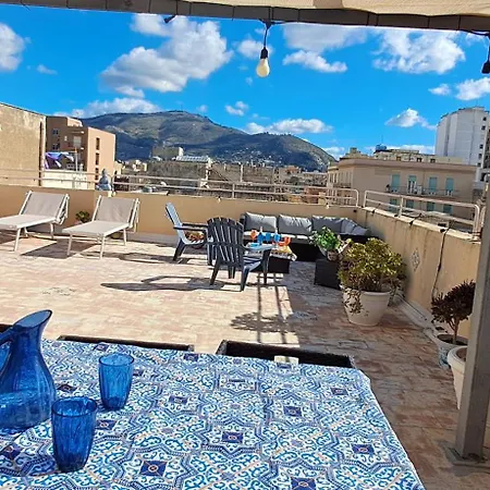 Апартаменты Luxury Rooftop *